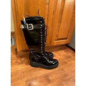 Woman’s new goth sexy edgy boots Gianni Bini size 7.5 cute for Yungblud fan